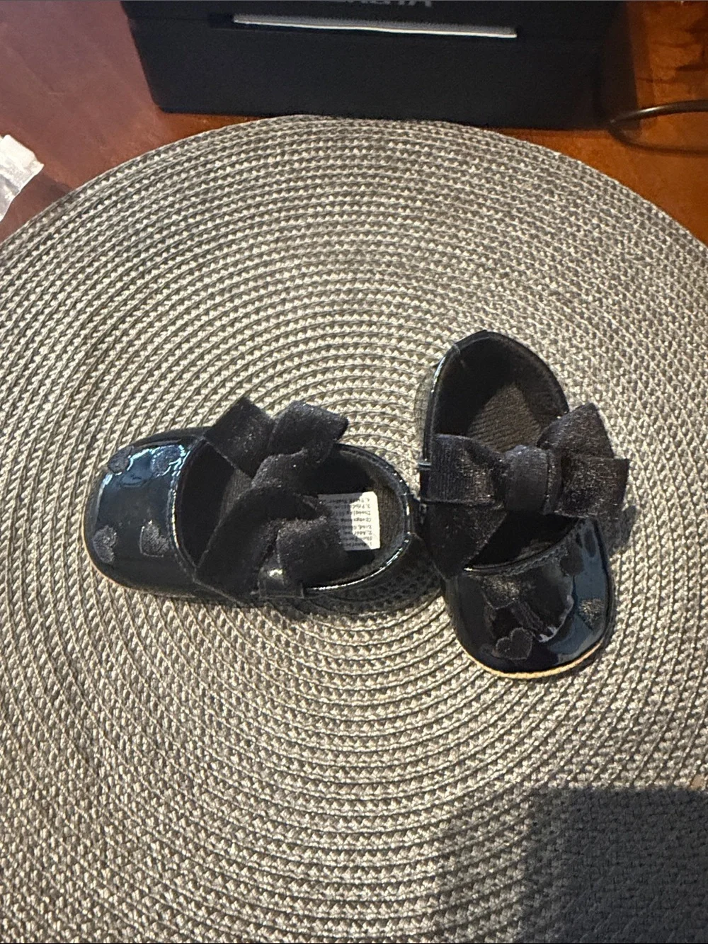 Girls Black Patent Mary Jane Dress Shoes with Bow Accent